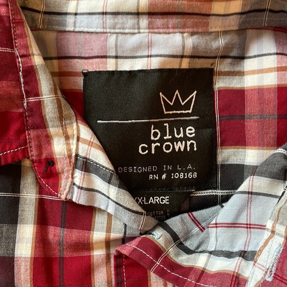 BUNDLE! 2 Men’s short sleeve button up - Picture 4 of 5